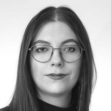 DB5104 Portrait Kocher Diana 2025-03 sw web quadrat 220px