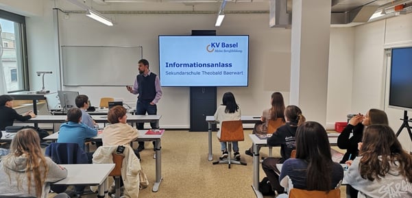 Informationsanlässe für Sekundarschulen - KV Basel - Meine Berufsbildung.