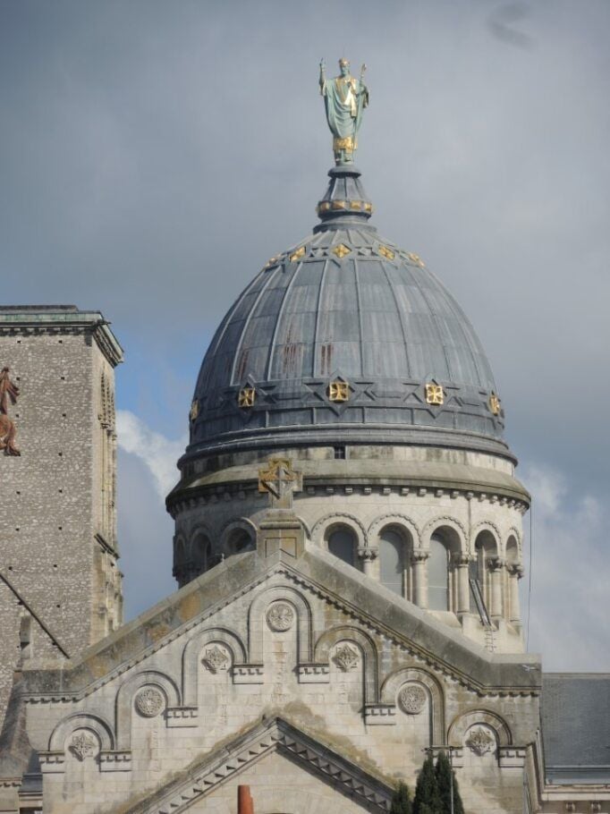 Image 12